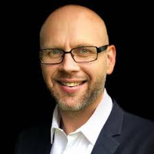 Pete Moore (@_petemoore)