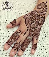 Lovely Design For Back Of Palm Henna Henna Patterns Mehndi Designs