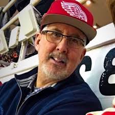 Mark Dyar's Instagram, Twitter & Facebook