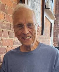 This is so heartbreaking. Please pray for Officer Reynolds' family, friends  and fellow officers. Our deepest condolences.