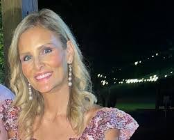 Tara Nye's Instagram, Twitter & Facebook