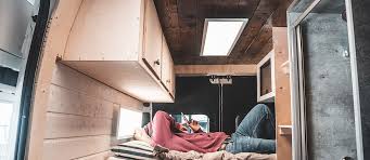 Brauchen sie einen wohnwagen wasserhahn für ihren wohnwagen oder wohnmobil? Camper Ausbau Holzverkleidung Kuche Mycamper Magazin