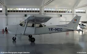 Școala de aviație este visul multor tineri ce își proiectează viața scursă între aeroporturi, înconjurați de stewardeze frumoase și aplaudați la aterizare. Aviation Photographs Of Operator Scoala Superioara De Aviatie Civila Abpic