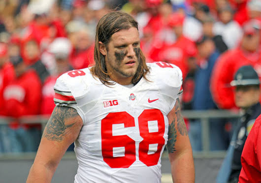 Taylor Decker suffers MCL sprain in win against Purdue – The Lantern