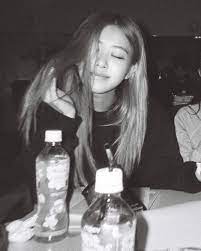 Jul 20, 2020 · original resolution: Blackpink Rose Instagram Uploaded By Oly Y On We Heart It