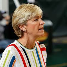 EXCLUSIVE: Georgia Tech set to name Nell Fortner head coach