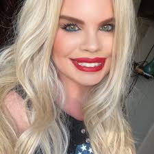 Leticia Davidson (@glambyleticia) • Threads, Say more