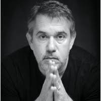 100+ perfiles de «Bernstein»