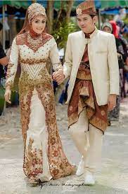 Arti harfiah kimono adalah baju atau sesuatu yang dikenakan. Gaun Pengantin Terbaru Trend Masa Kini