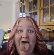 Does anyone know the date of Jeff Needhams funeral or who to contact? I'm  truly devastated by the news of his passing.