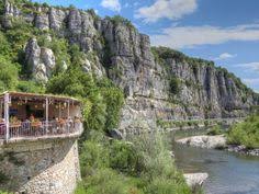 Vogue En Ardeche Restaurant Au Dessus De L Ardeche Beaux Villages De France Ardeche France Village Francais Beaux Villages