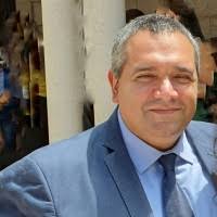 100+ ملفًا شخصيًا يحتوي على “Fadi El”