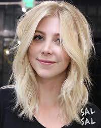 Multiple layered cuts can give you a. 110 Best Shoulder Length Hairstyles To Try Style Easily
