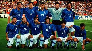 Il torneo è considerato l'antesignano della prima edizione della coppa del mondo di calcio, la cui prima edizione si tenne due. Portogallo Italia Azzurri Senza Juventini Titolari Non Accadeva Dal 1998 Calcio News 24