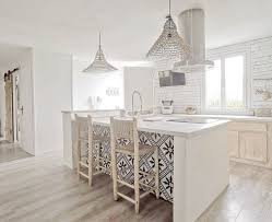 Cuisine Blanche Et Bois 15 Idees Pour Vous Inspirer Kozikaza Cuisine Blanche Et Bois Cuisine Blanche Carreau De Ciment