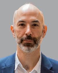 Daniel Paquette's Instagram, Twitter & Facebook