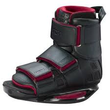 Slingshot Verdict Wakeboard Bindings Boots 2012