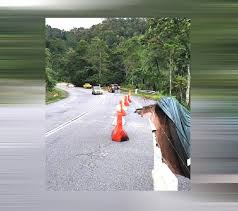 Although i have not faced such misfortune, i don't want to think about it whenever i go up the highlands. Landslide Damages Cameron Highlands Road Congestion Expected