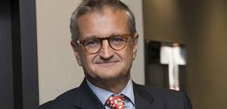 Javier Morillo (Aitpa): “Nadie piensa en tecnología cuando compra una  camisa o un par de calcetines”