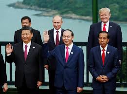 Ông từng làm luật sư và giữ chức thị trưởng thành phố davao suốt hơn 22 năm. Trump Duterte Meet For First Time At Apec Cgtn