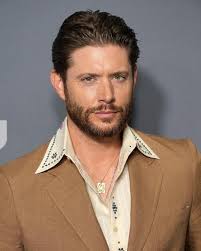 So...do we all like the look? I know I do. Can't wait to see Jared in  action.