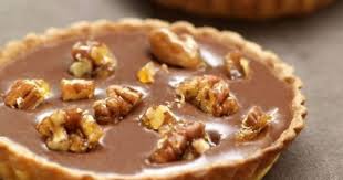 Tartelettes Chocolat Caramel Et Noix De Pecan Caramelisees Recette Tartelette Chocolat Caramel Mini Tarte Recette Nestle Dessert