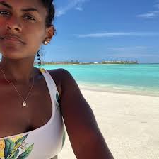 Jade Whitney (@jadewellrounded) • Instagram photos and videos