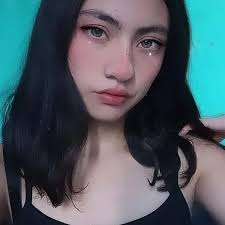 Alma Bazan's Instagram, Twitter & Facebook