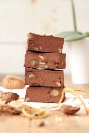 Les Noms Des Petits Gateaux Dont Nous Nous Empiffrons A Longueur D Annee Sont Connus De Tous Brownie Gateau Patate Douce Gateau Patate Patisserie Sans Sucre