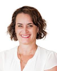 Deborah Wilmot's Instagram, Twitter & Facebook