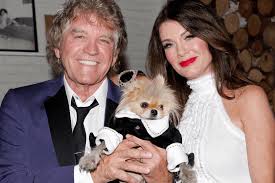 We found out she actually has seven dogs as confirmed by our. Lisa Vanderpump Devastated By Beloved Unique Dog Giggy S Death