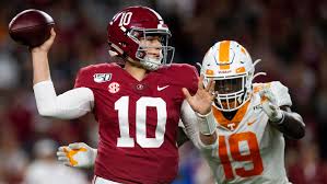 Michael mccorkle mac jones (born september 5, 1998) is an american football quarterback for the alabama crimson tide. Mac Jones Former Kentucky Commit To Start For Alabama Football