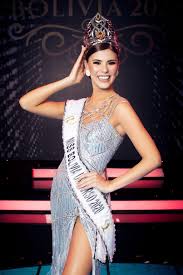 A miss universo 2020 andrea meza também dançou e brincou durante as comemorações. Missnews Miss Bolivia Universo Y Miss Bolivia Mundo Un Mensaje Sobre La Belleza Del Corazon