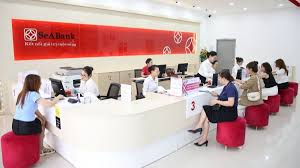 Phó Chủ tịch SeABank Nguyễn Thị Nga đăng ký mua 3 triệu cổ ...