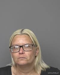 Colleen Muir's Instagram, Twitter & Facebook