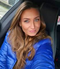 A może poznajmy się? Co powiesz na to Zuzanno ?