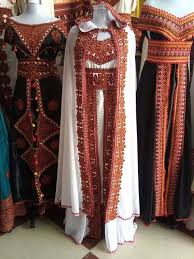 Algerian traditional dress is one of the most significant in north african region in the sense that it has. Algerian Amazigh Traditional Clothing Traditional Outfits Traditional Dresses Fashion