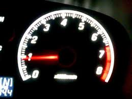 Dengan adanya medan magnet, poros tidak memiliki kontak dengan bagian lain dan sangat. Rpm Kereta Tak Stabil Malaywsna