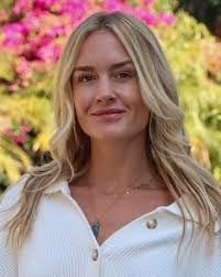 Celia Burdick's Instagram, Facebook & Youtube