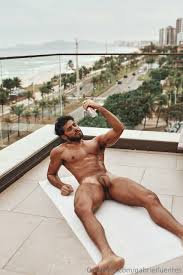 Nudes Do Modelo E Ator Gabriel Fuentes Pelado E Gozando Muito - Volumes  Famosos Nus