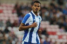 All information about fc porto b (liga portugal 2) current squad with market values transfers rumours player stats fixtures news. Porto Edge Reading With Late Show