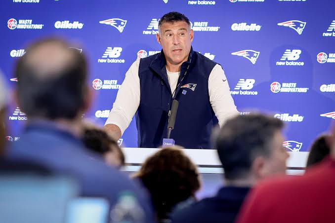 Mike Vrabel has no regrets about draft-day absence, feels 'really good'