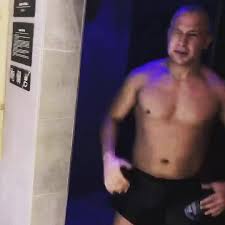 Tydzień przed galą fame mma 10 odbyła się konferencja prasowa, na której gościł mateusz murański. Mateusz Muranski