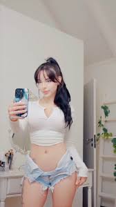 Amanda Welp ✨ (@amandawelp) • Threads, Say more