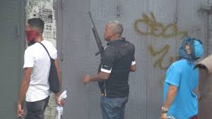 ¿colectivos de paz son realmente peligrosas guerrillas? Colectivos Armados Chavistas Aterrorizan En Venezuela Internacional Noticias El Universo