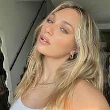 Ash blonde with lightest blonde highlights baby hair: 24 Gorgeous Highlights For Any Hair Color Highlight Ideas 2021 Allure