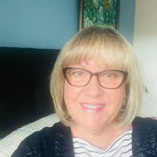 Me and a friend are wanting to learn how to sew specifically dressmaking.  So was wondering if there is anywhere in Nottingham that teaches textile  classes