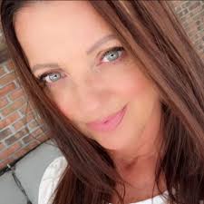 💕💕ITS OUR SWEET SIXTEEN!!!💕💕 The Slippery Mermaid in Navarre celebrates  16 years of business today with a special roll! It will only be available  today and tomorrow so come check it out