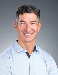 KAYAK's Competitors, Revenue, Number of Employees, Funding, Acquisitions &  News