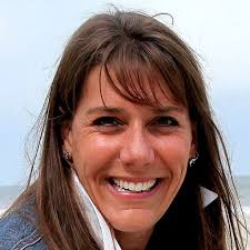 Gaining Rapport in Art Therapy with the Use of a Therapy Dog?